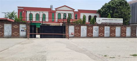 vocational training institute sialkot factory area
